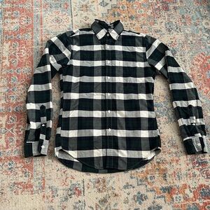 J. Crew forest green plaid 100% cotton button-down oxford